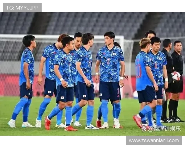 中国足球队迎战日本队 热身赛目标冲击世界杯预选赛成功