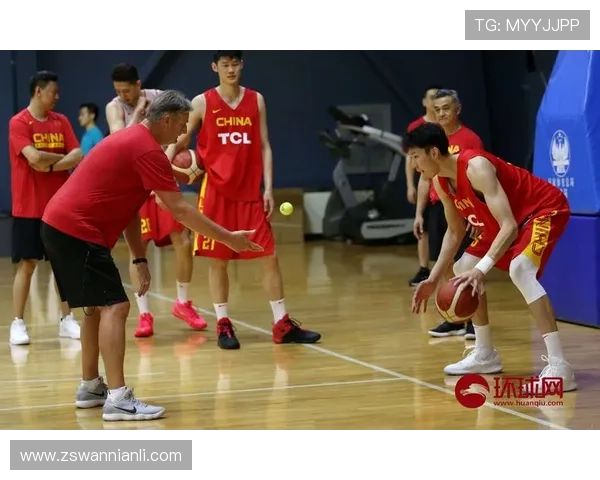 中国男篮备战世界杯新阵容公布 多名新星亮相引发关注