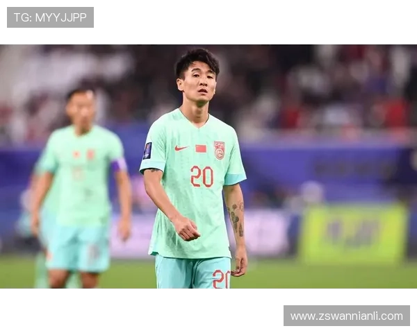 国足新帅上任首秀带队赢得热身赛胜利表现令人期待广受关注引发讨论