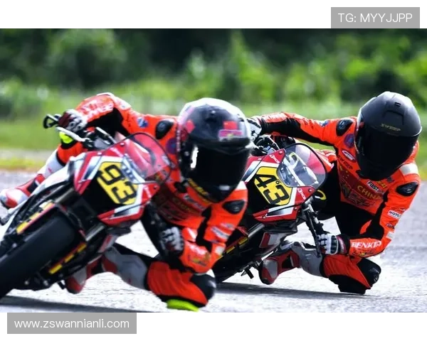 MotoGP赛场激战再升级顶尖车手争夺年度冠军荣耀风云变幻时