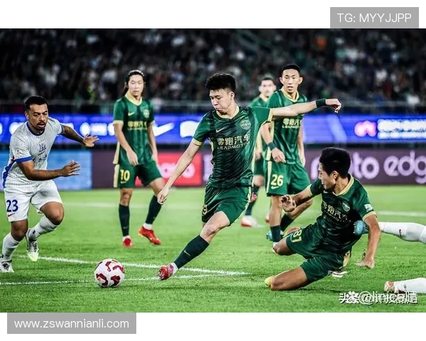 激动人心的逆转助力豪门球队重返联赛榜首掀起新一轮争冠热战高潮 激动人心的逆转助力豪门球队重返联赛榜首掀起新一轮争冠热战高潮